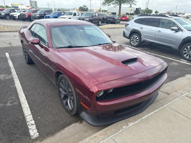 Used 2022 Dodge Challenger R/T with VIN 2C3CDZBT4NH234260 for sale in Kansas City