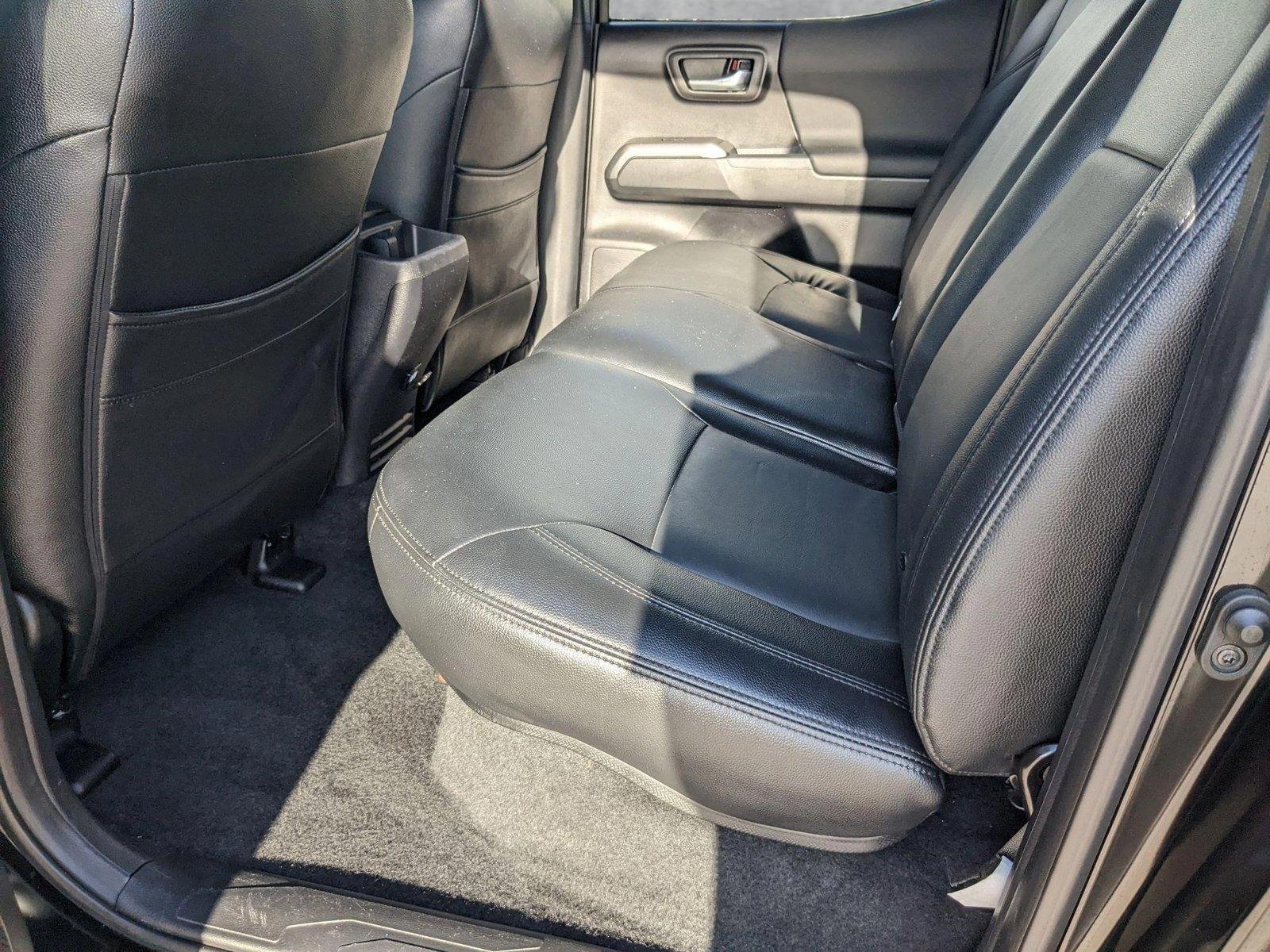2021 Toyota Tacoma 2WD Vehicle Photo in Davie, FL 33331