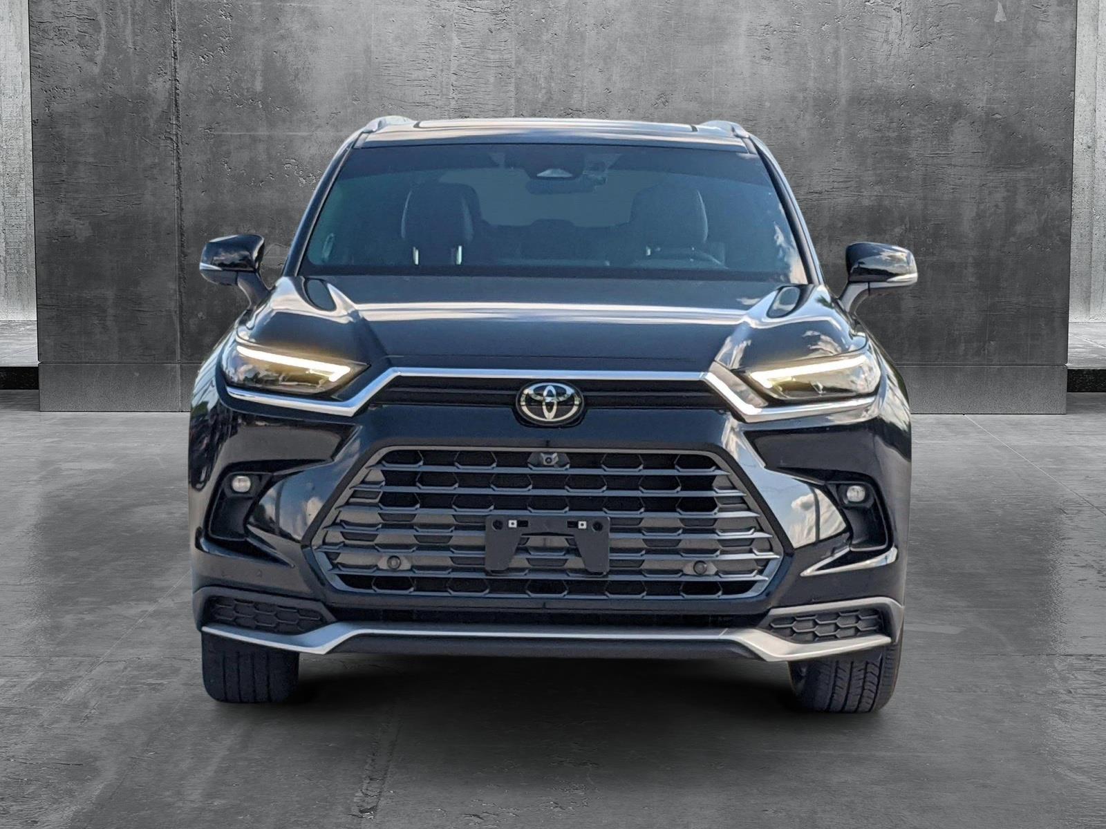2024 Toyota Grand Highlander Vehicle Photo in Davie, FL 33331