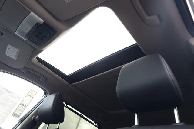 2025 Nissan Rogue Vehicle Photo in Hazelwood, MO 63042