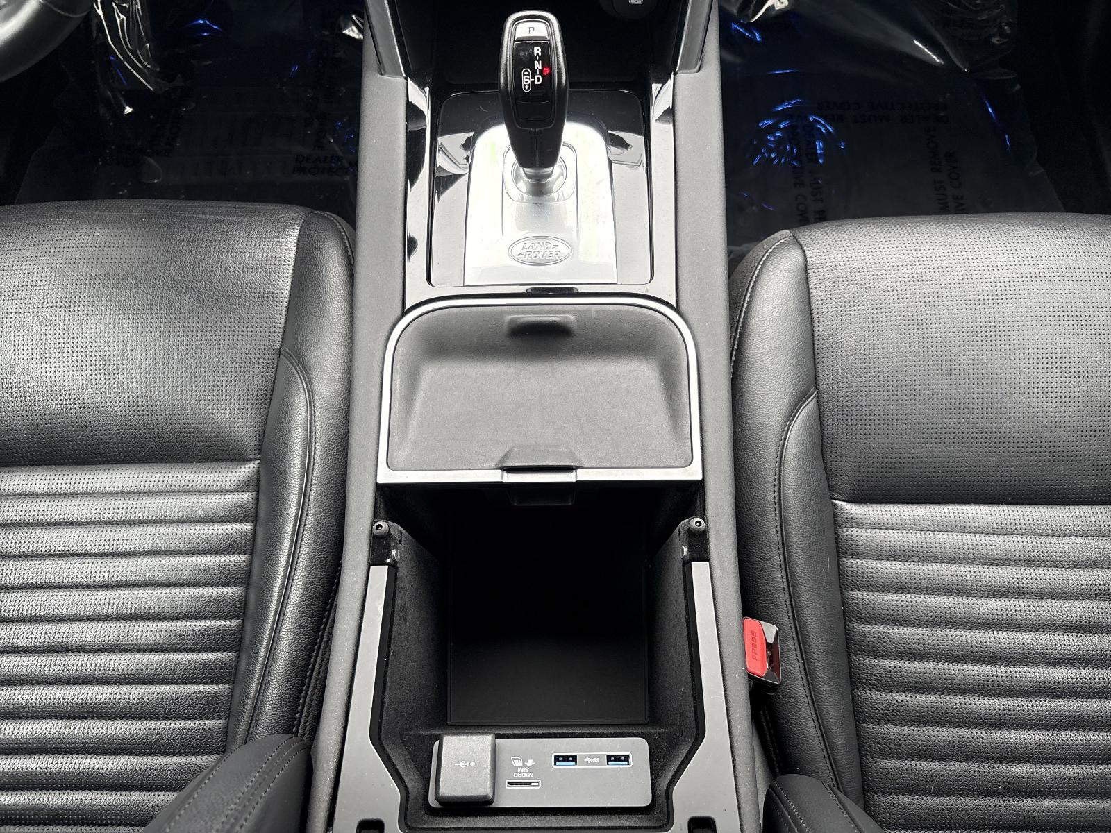 2020 Land Rover Discovery Sport Vehicle Photo in Mechanicsburg, PA 17050