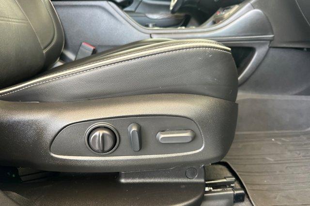 2022 GMC Acadia Vehicle Photo in STOCKTON, CA 95212-2838