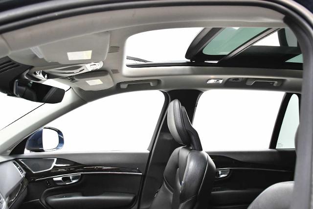 2018 Volvo XC90 Vehicle Photo in DALLAS, TX 75235