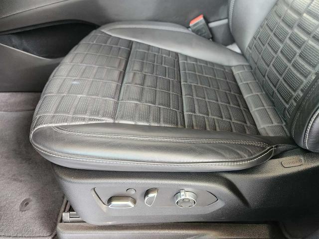 2024 Cadillac Escalade Vehicle Photo in HOUSTON, TX 77079