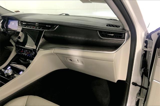 2022 Jeep Grand Cherokee L Vehicle Photo in Kansas City, MO 64114