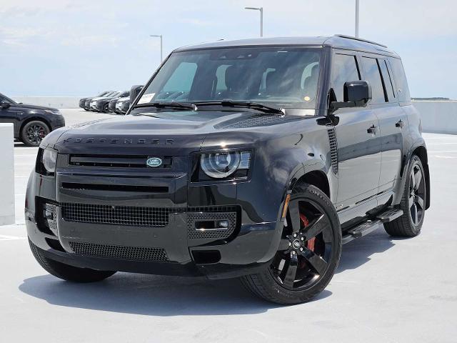 2024 Defender Vehicle Photo in AUSTIN, TX 78717