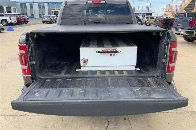 2022 Ram 1500 Vehicle Photo in TOPEKA, KS 66609-0000