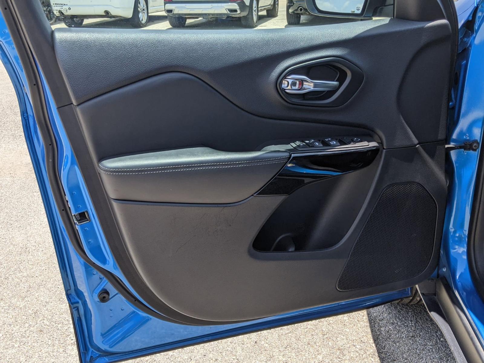 2023 Jeep Cherokee Vehicle Photo in Seguin, TX 78155