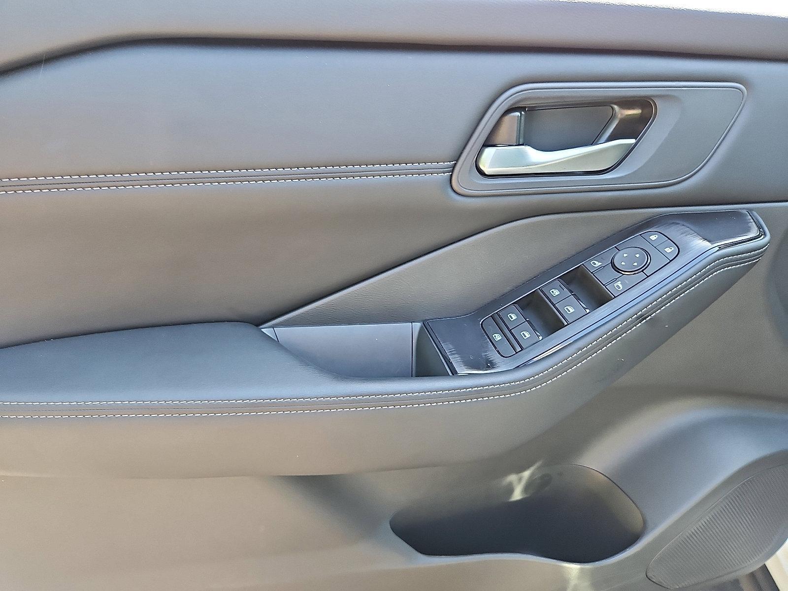 2024 Nissan Rogue Vehicle Photo in Jenkintown, PA 19046