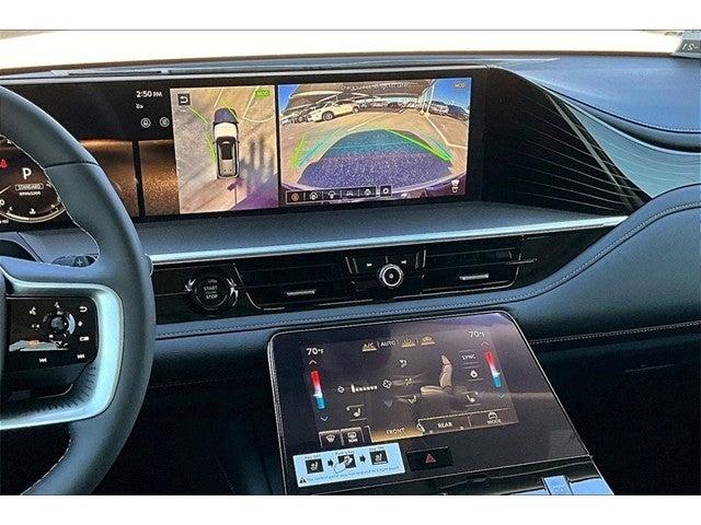 2025 INFINITI QX80 Vehicle Photo in San Antonio, TX 78230