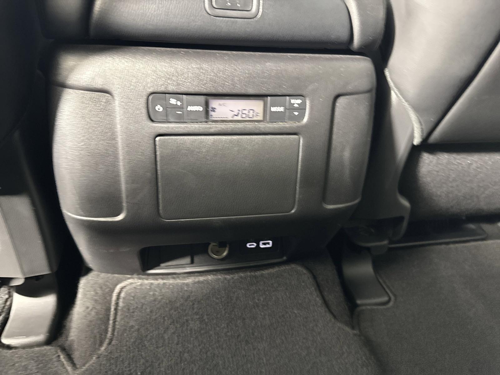 2024 Nissan Armada Vehicle Photo in GEORGETOWN, TX 78626-7508