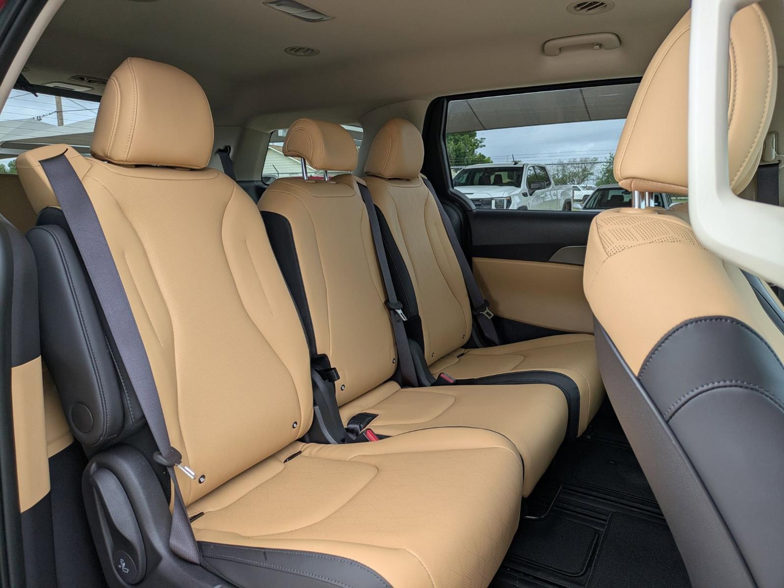 2024 Kia Carnival Vehicle Photo in SELMA, TX 78154-1460