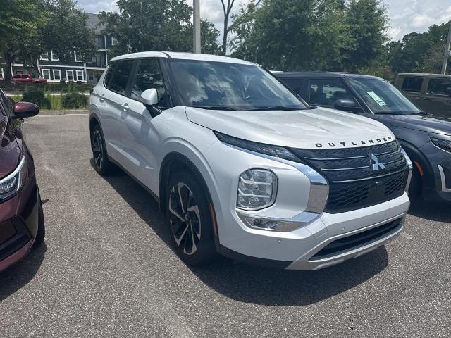 2024 Mitsubishi Outlander Vehicle Photo in Savannah, GA 31419