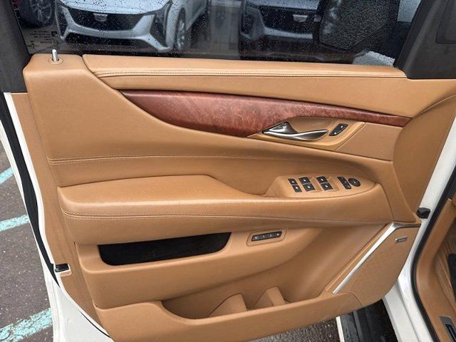 2016 Cadillac Escalade ESV Vehicle Photo in TREVOSE, PA 19053-4984