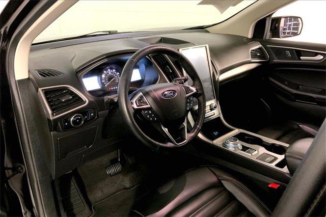 2024 Ford Edge Vehicle Photo in KANSAS CITY, MO 64114-4502