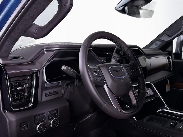 2025 GMC Sierra 2500 HD Vehicle Photo in PUYALLUP, WA 98371-4149