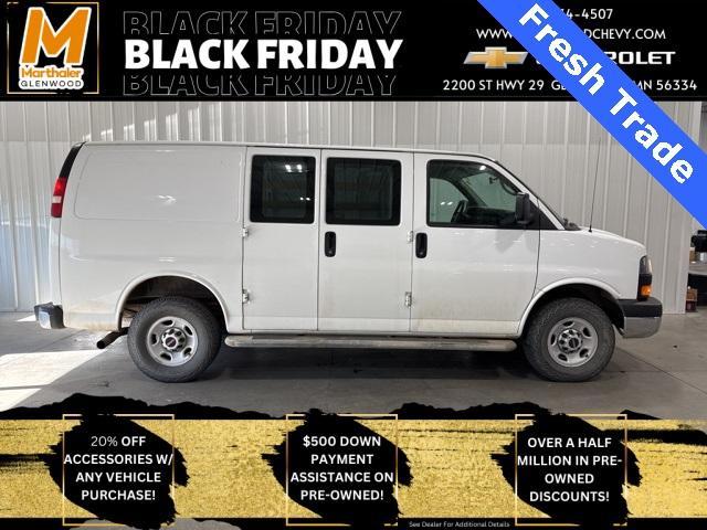 2015 GMC Savana Cargo Van Vehicle Photo in GLENWOOD, MN 56334-1123