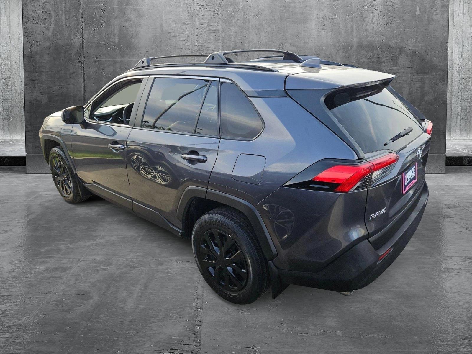 2020 Toyota RAV4 Vehicle Photo in MESA, AZ 85206-4395