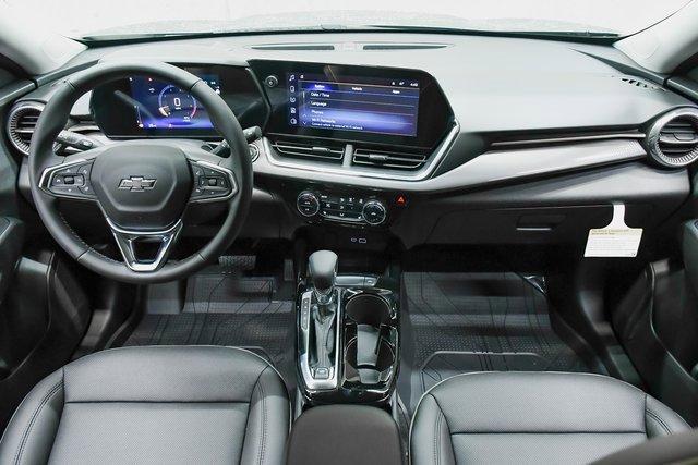 2025 Chevrolet Trax Vehicle Photo in EVERETT, WA 98203-5662