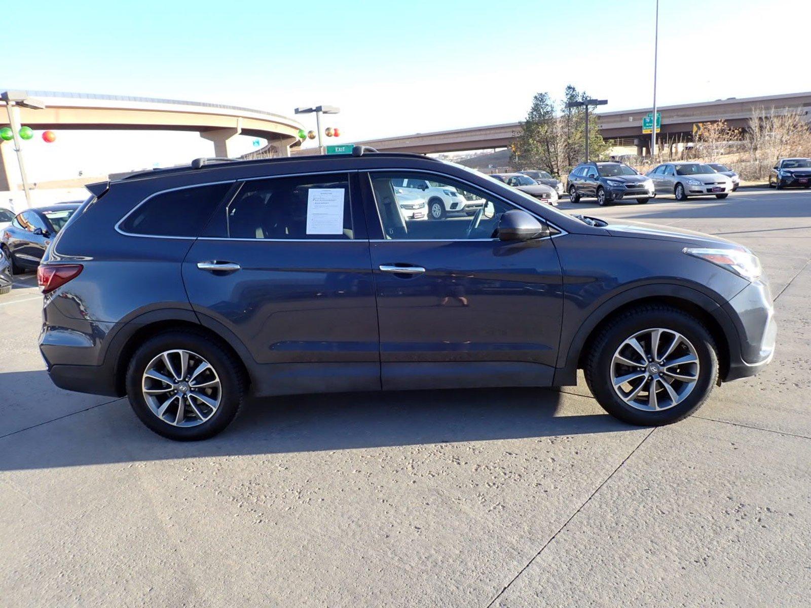 2017 Hyundai Santa Fe Vehicle Photo in DENVER, CO 80221-3610