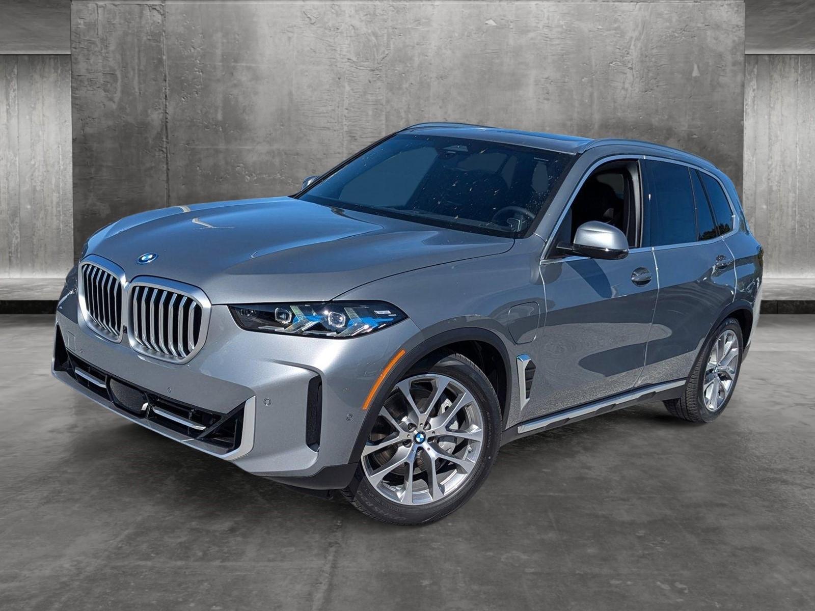 2025 BMW X5 xDrive50e Vehicle Photo in Delray Beach, FL 33444