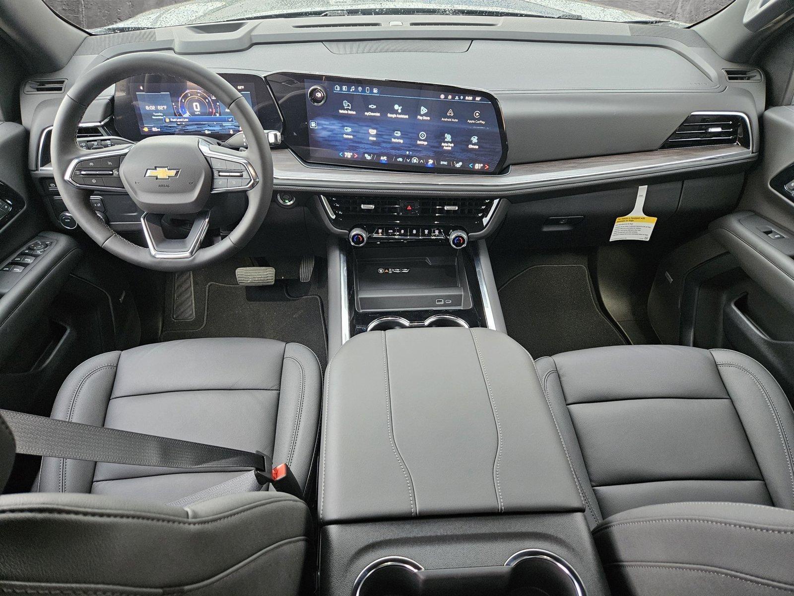 2025 Chevrolet Suburban Vehicle Photo in WACO, TX 76710-2592