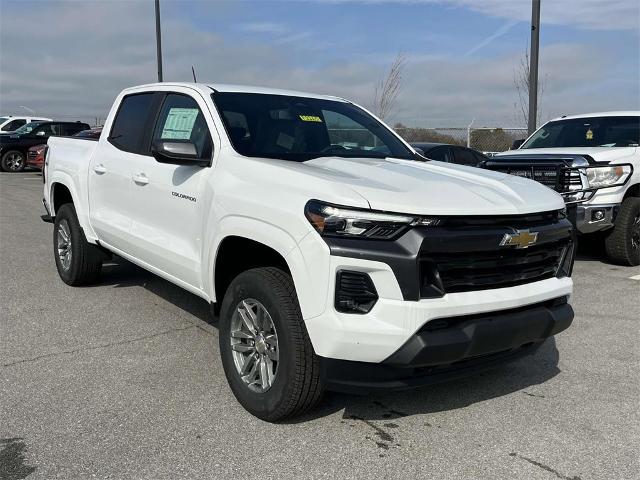 2024 Chevrolet Colorado Vehicle Photo in ALCOA, TN 37701-3235