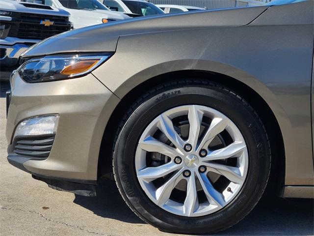 2020 Chevrolet Malibu Vehicle Photo in GAINESVILLE, TX 76240-2013