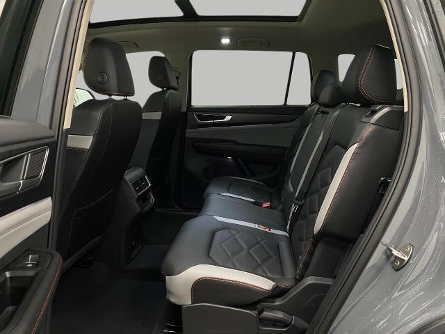 2025 Volkswagen Atlas Vehicle Photo in Appleton, WI 54913