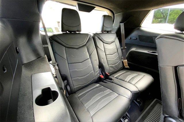 2024 Cadillac XT6 Vehicle Photo in KANSAS CITY, MO 64114-4545