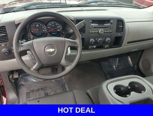 2013 Chevrolet Silverado 1500 Vehicle Photo in Merrillville, IN 46410