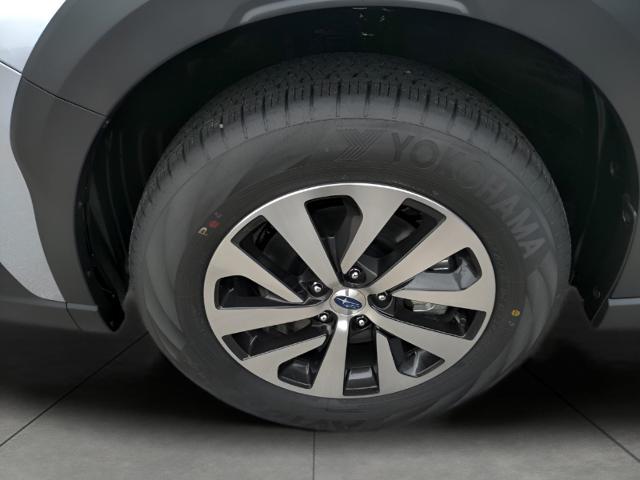 2025 Subaru Outback Vehicle Photo in Green Bay, WI 54304