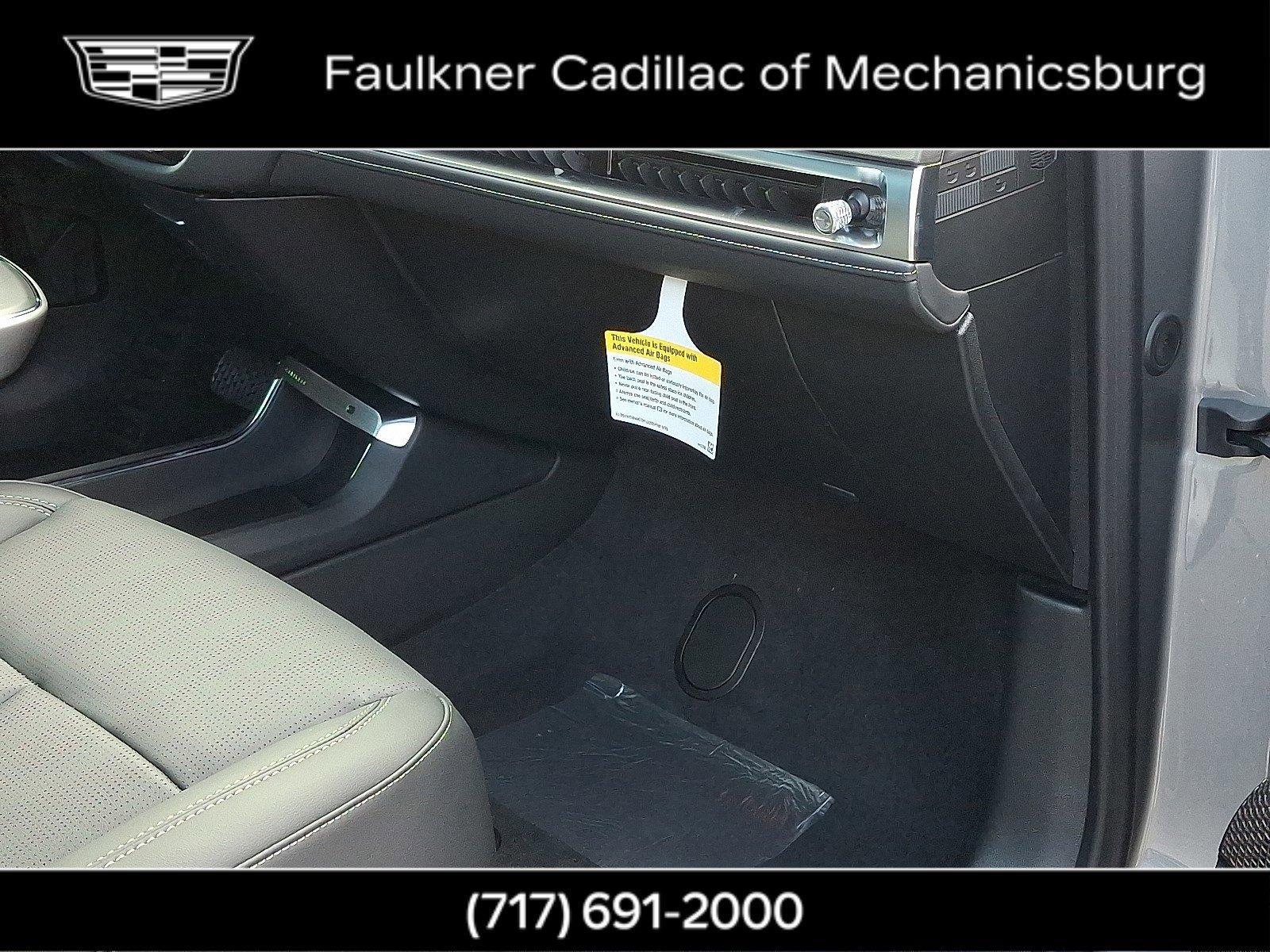2025 Cadillac LYRIQ Vehicle Photo in MECHANICSBURG, PA 17050-1707