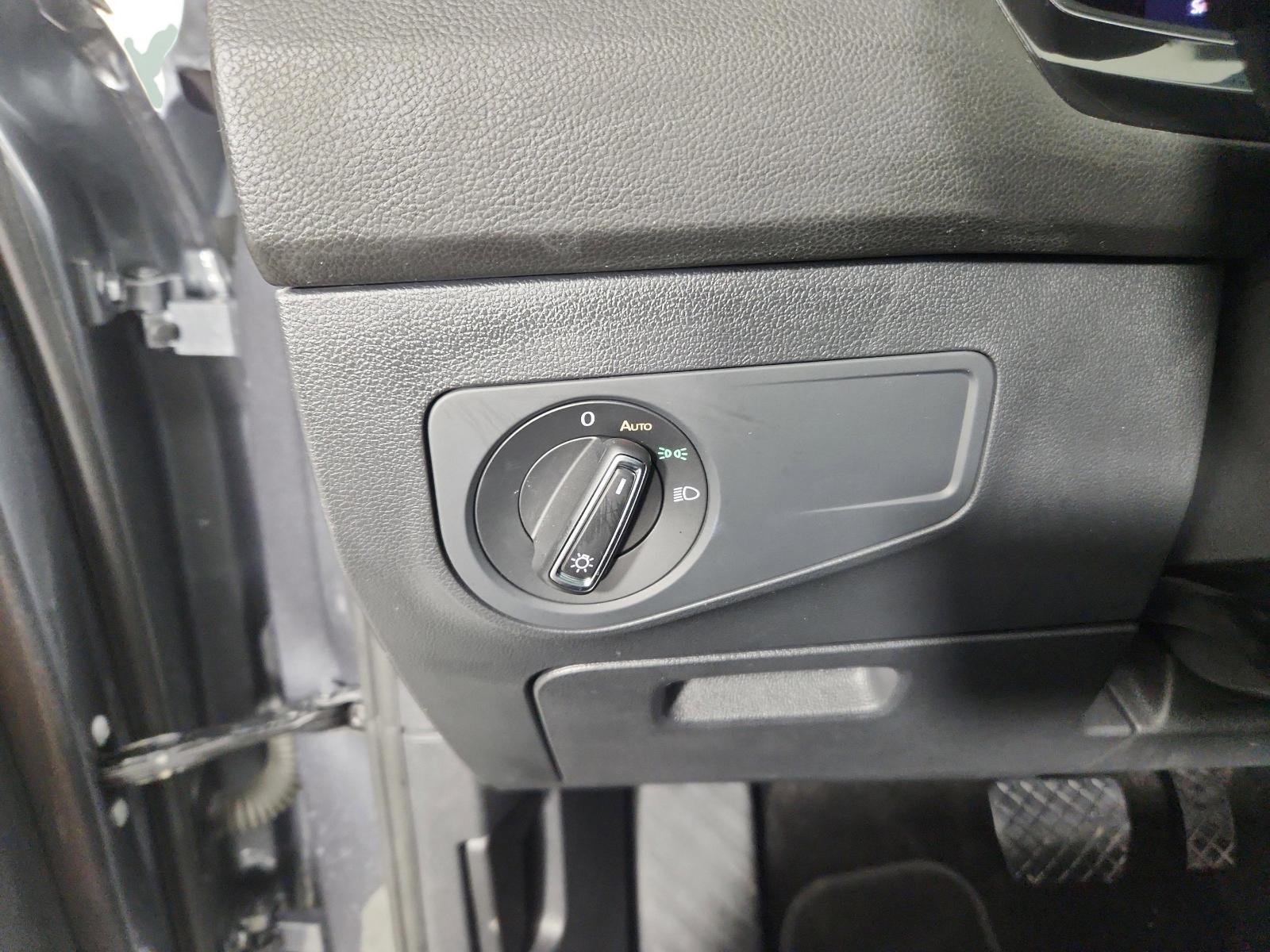 2023 Volkswagen Tiguan Vehicle Photo in Georgetown, TX 78626