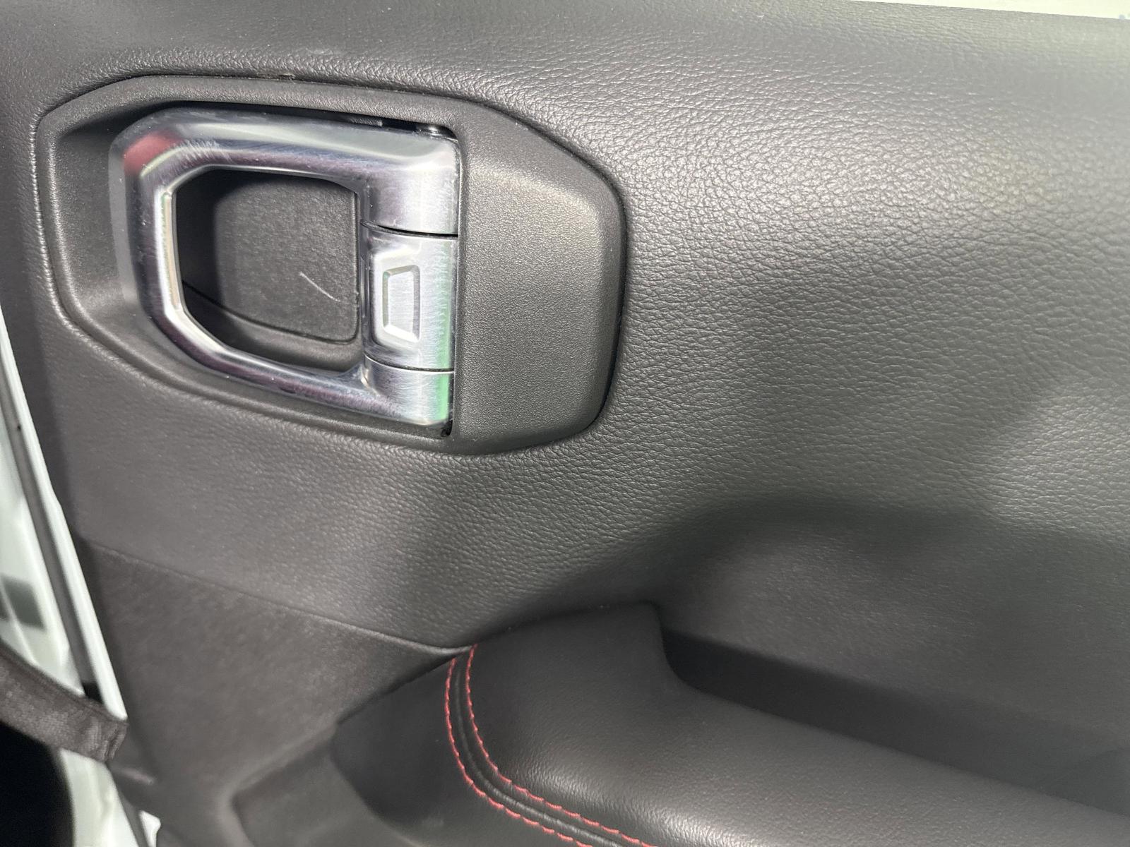 2024 Jeep Wrangler Vehicle Photo in Georgetown, TX 78626