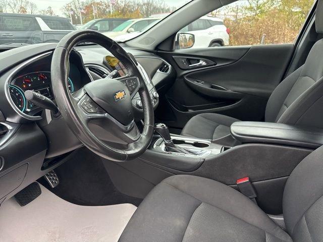 2016 Chevrolet Malibu Vehicle Photo in MEDINA, OH 44256-9631