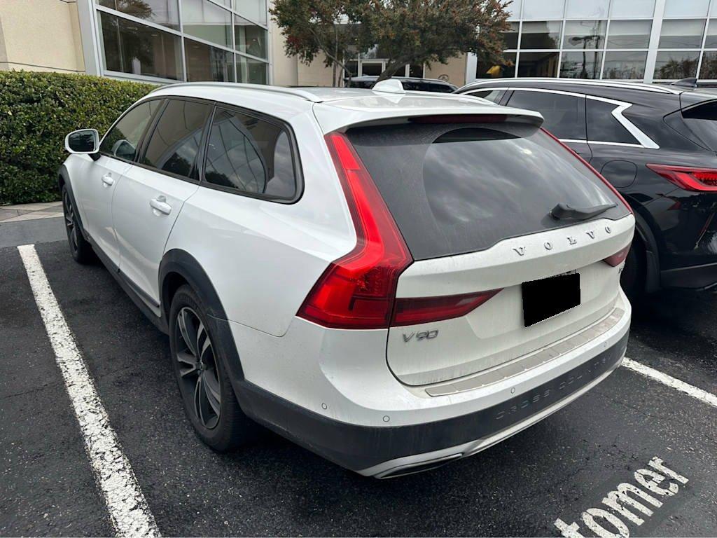 2018 Volvo V90 Cross Country Vehicle Photo in DALLAS, TX 75209