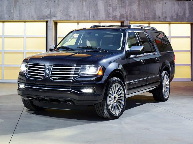 2016 Lincoln Navigator L Vehicle Photo in MEDINA, OH 44256-9631