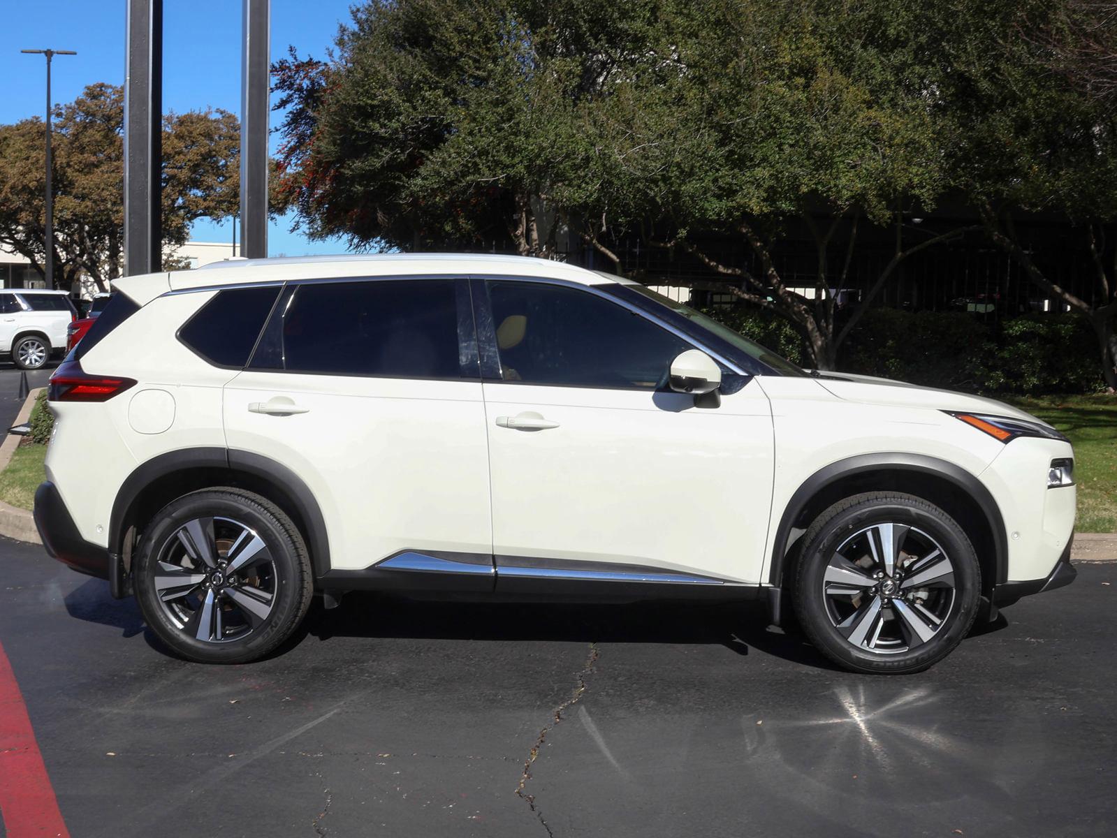 2021 Nissan Rogue Vehicle Photo in DALLAS, TX 75209-3095