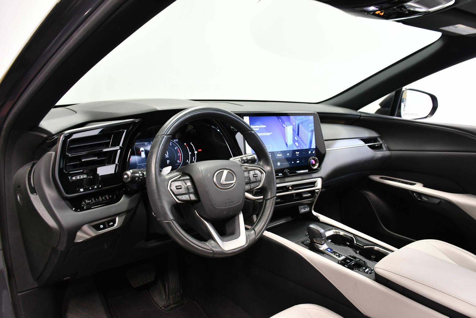 2023 Lexus RX 350 Vehicle Photo in DALLAS, TX 75235