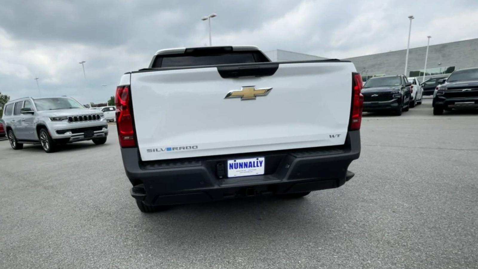 2024 Chevrolet Silverado EV Vehicle Photo in BENTONVILLE, AR 72712-4322