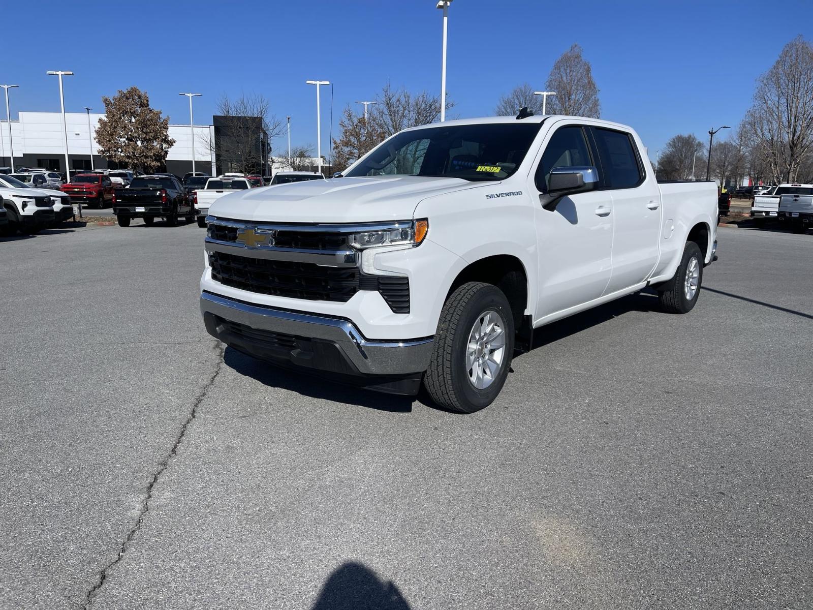 2025 Chevrolet Silverado 1500 Vehicle Photo in BENTONVILLE, AR 72712-4322