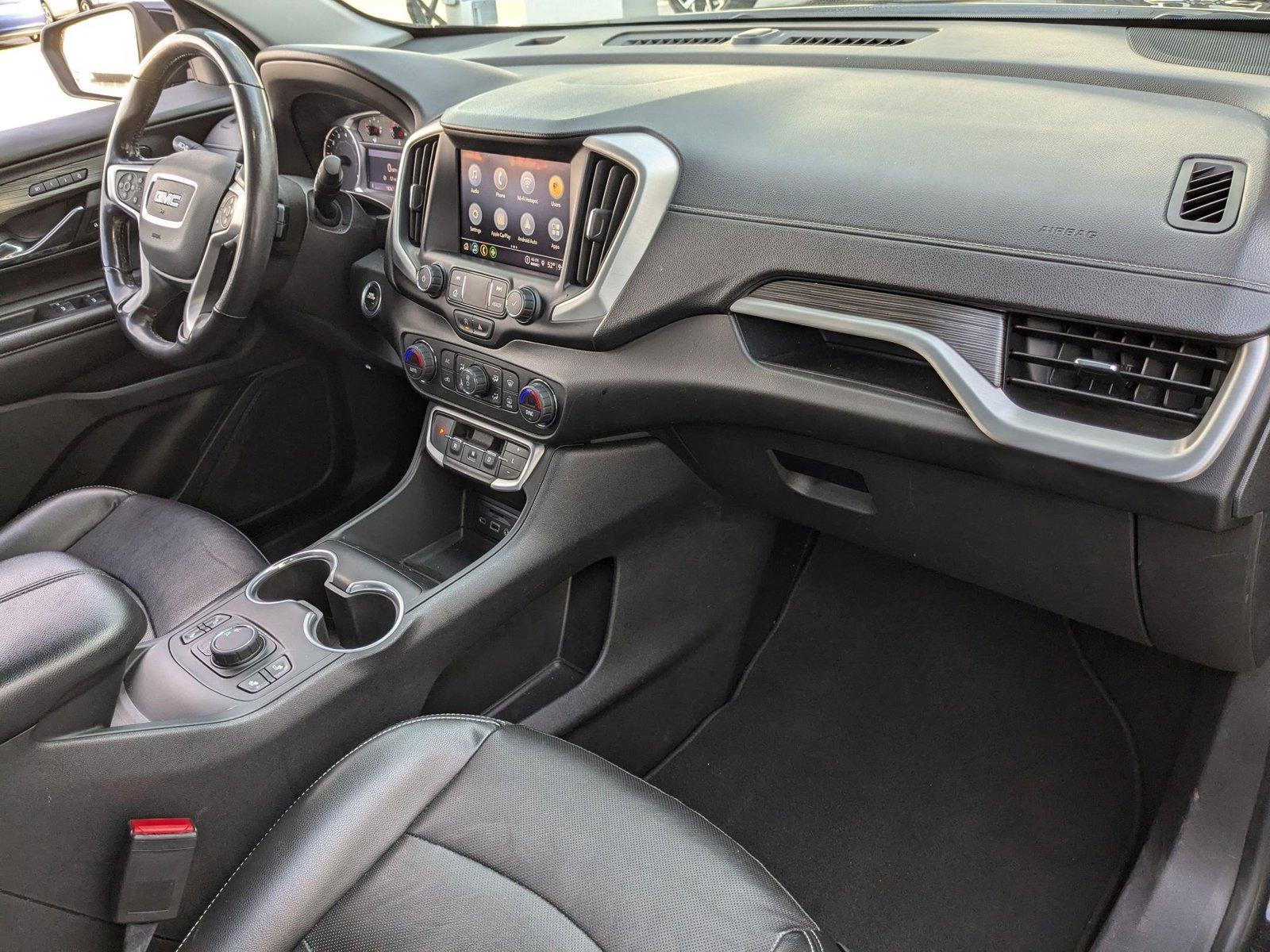 2022 GMC Terrain Vehicle Photo in VALENCIA, CA 91355-1705