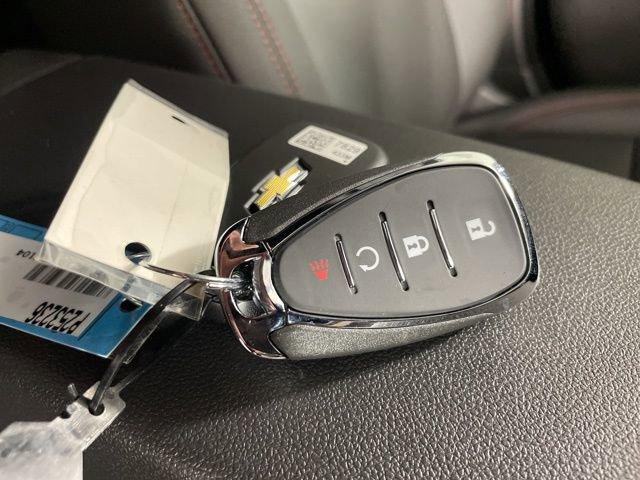 2025 Chevrolet Trax Vehicle Photo in PHOENIX, AZ 85014-3381