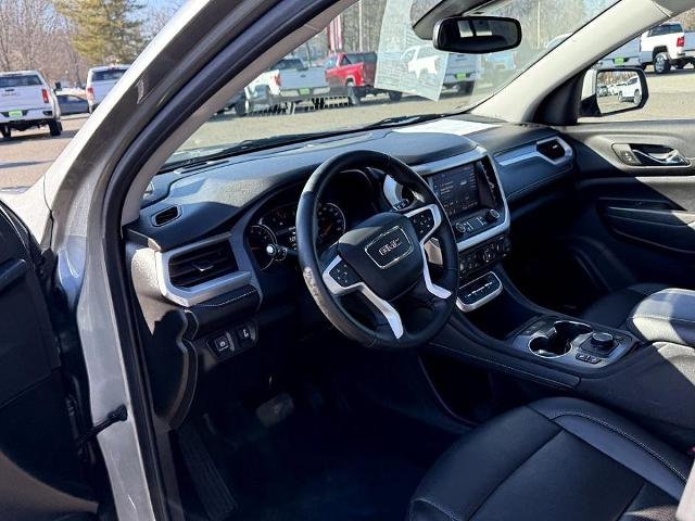 2023 GMC Acadia Vehicle Photo in CHICOPEE, MA 01020-5001