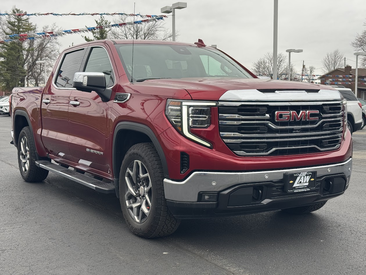 2022 GMC Sierra 1500 Vehicle Photo in BOONVILLE, IN 47601-9633