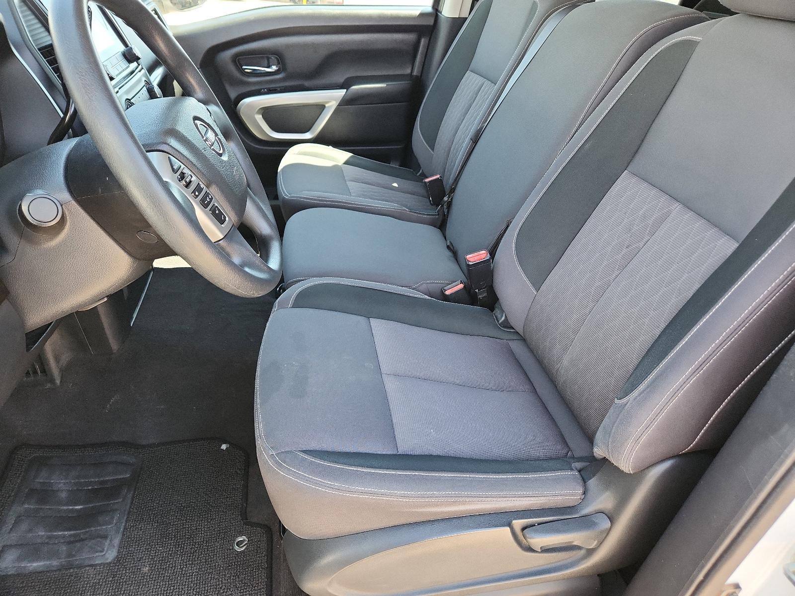 2023 Nissan Titan Vehicle Photo in Albuquerque, NM 87110