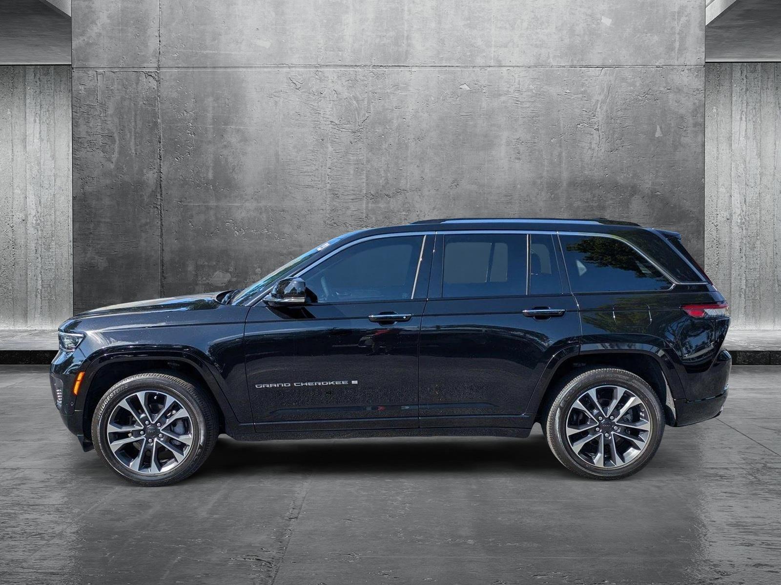 2023 Jeep Grand Cherokee Vehicle Photo in GREENACRES, FL 33463-3207