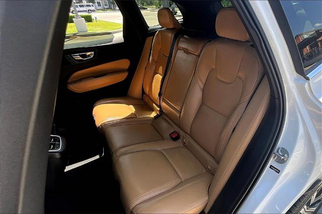 2022 Volvo XC60 Vehicle Photo in Houston, TX 77007