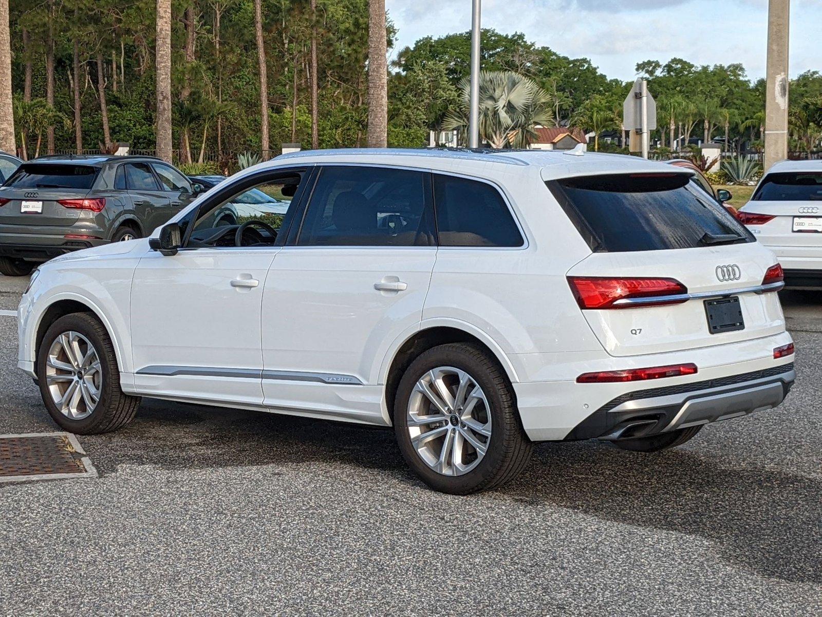 2025 Audi Q7 Vehicle Photo in Orlando, FL 32811